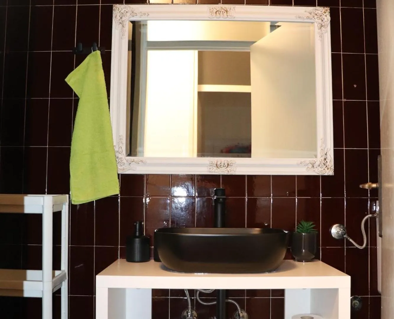Apartments Zvezdica*** With Garden Zambratija