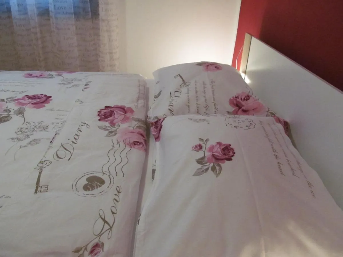 Apartments Zvezdica*** With Garden Zambratija  Croatia