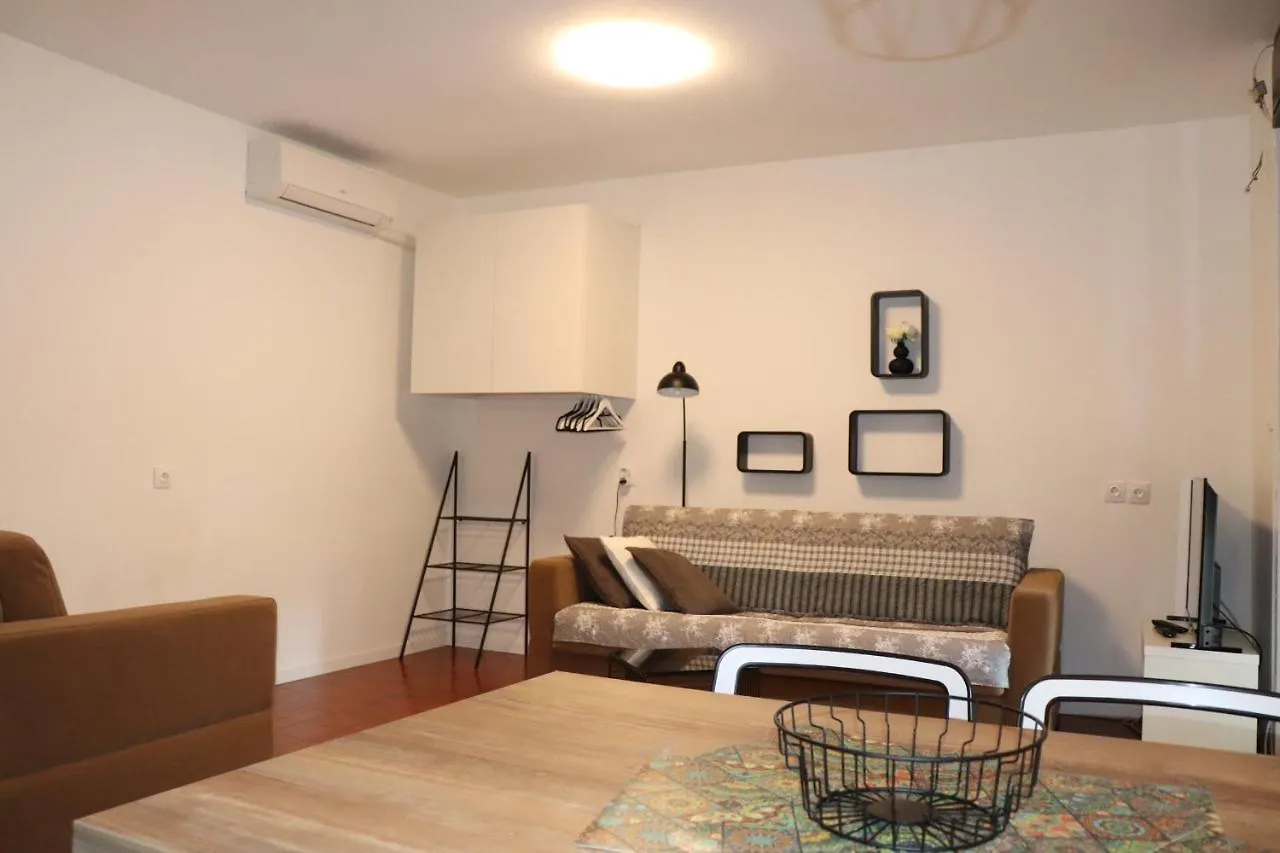 Apartments Zvezdica*** With Garden Zambratija  0*, Zambratija (Istria) Croatia