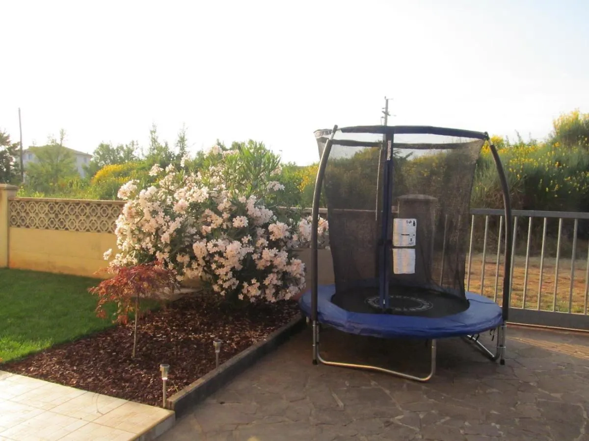 Apartments Zvezdica*** With Garden Zambratija  Croatia